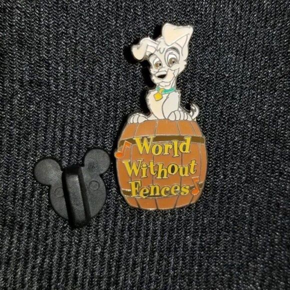 Disney Pin Scamp Lady & the Tramp MMM World Without Fences Song 18081 2002 68 - Picture 1 of 6